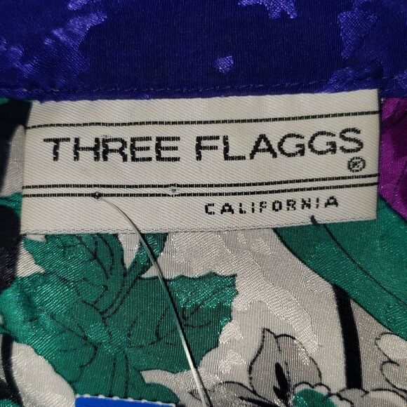 Three Flaggs Blue Beautiful Floral Print Blouse - Picture 8 of 8